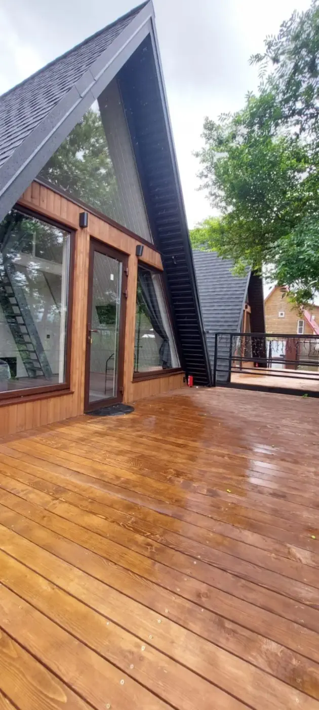 A-frame и деревянная терраса